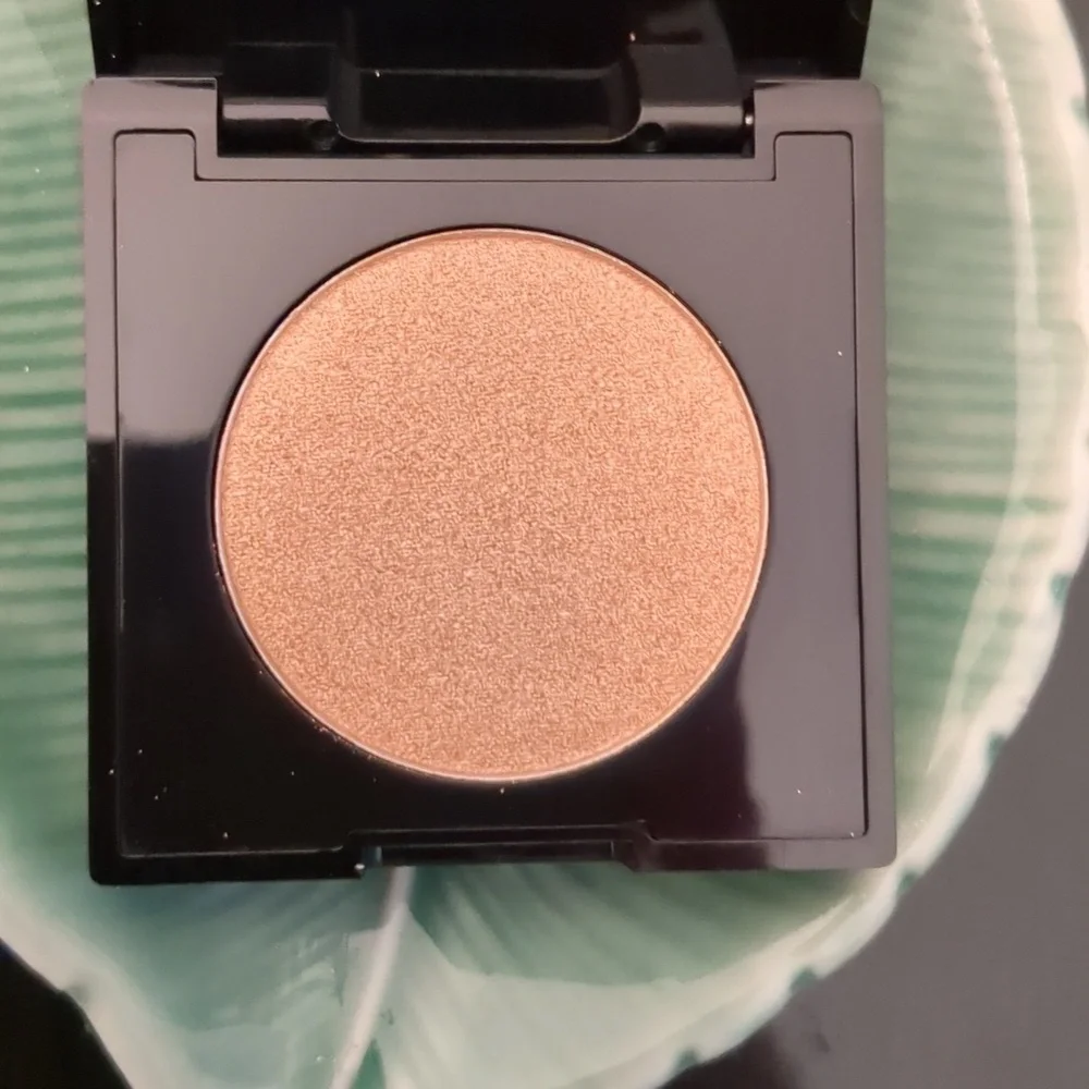 Pressed Highlighter